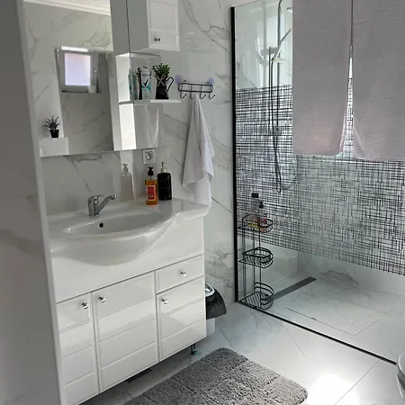 Appartement Frenjo *