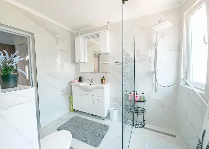 Frenjo شقة Stolac